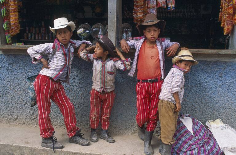 The Gang | ©Tuul & Bruno Morandi